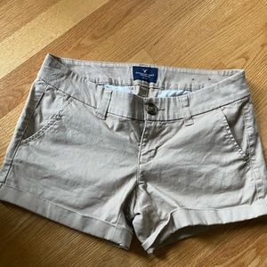 American eagle khaki shorts